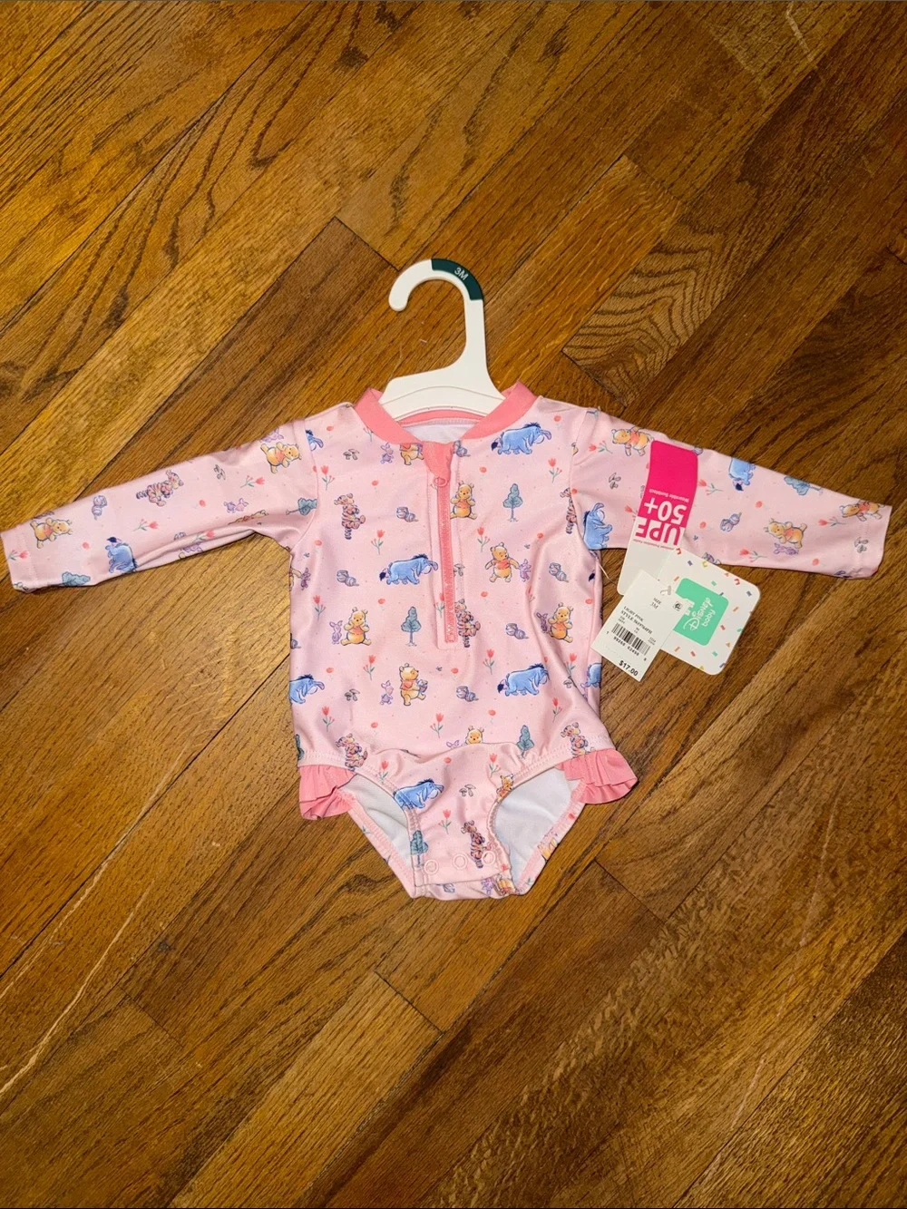 •DISNEY•NWT LIGHT PINK BABY GIRLS' DISNEYS WINNIE THE POOH ONE PIECE RASHGAURD